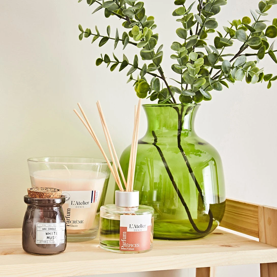 Atelier Denis Bougie Senteur Crème Glacée En Verre - Ivoire Moyen Modèle 370g 3 Atelier Denis Bougie Senteur Crème Glacée En Verre - Ivoire Moyen Modèle 370g – Image 3