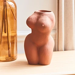 Pt' Cache-pot Lady En Polyresine Terracotta 19x24xh33.5cm -SEMA DESIGN Boutique b6882 cache pot corps de femme en terracotta